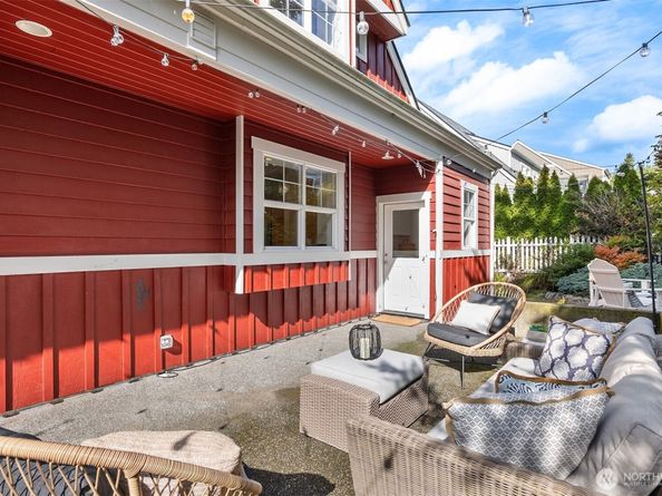 753 Village Circle NW, Bainbridge Island WA 98110