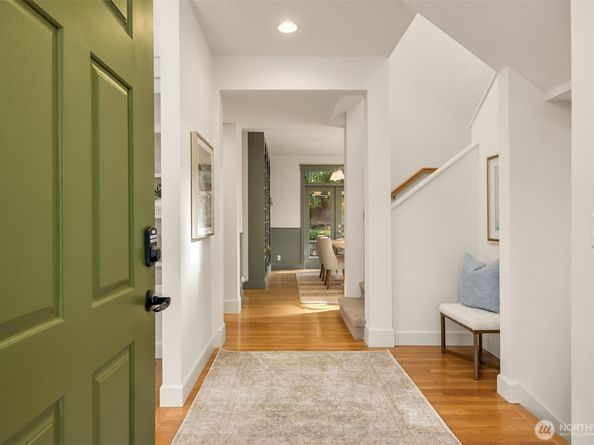 753 Village Circle NW, Bainbridge Island WA 98110