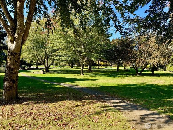 753 Village Circle NW, Bainbridge Island WA 98110