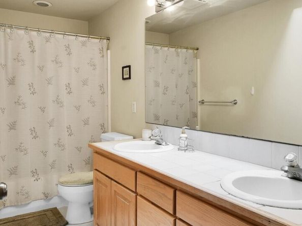 25115 SE 133rd Way, Issaquah WA 98027