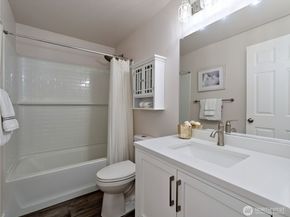 9051 Burke Avenue N, Seattle WA 98103