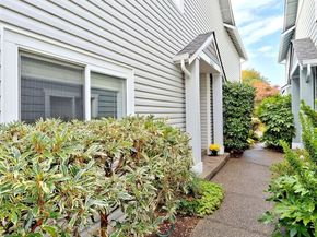 9051 Burke Avenue N, Seattle WA 98103