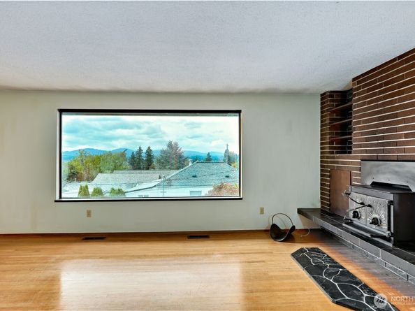 2313 Cascade Trail, Bremerton WA 98310