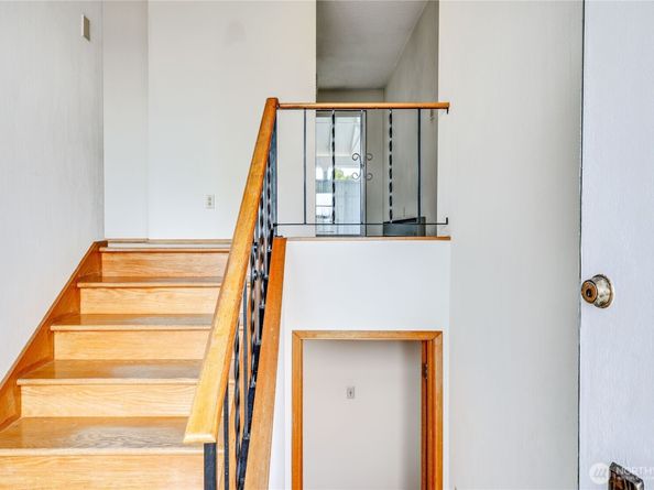 2313 Cascade Trail, Bremerton WA 98310