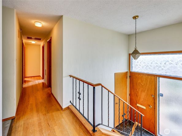 2313 Cascade Trail, Bremerton WA 98310