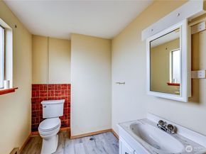 2313 Cascade Trail, Bremerton WA 98310