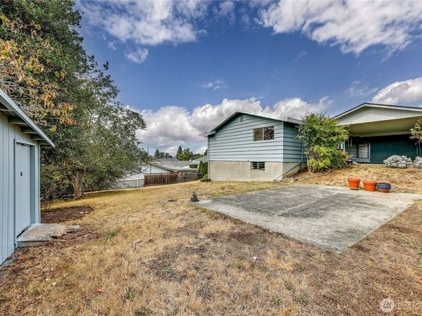 2313 Cascade Trail, Bremerton WA 98310