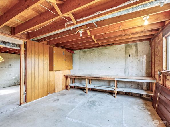2313 Cascade Trail, Bremerton WA 98310