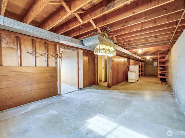 2313 Cascade Trail, Bremerton WA 98310