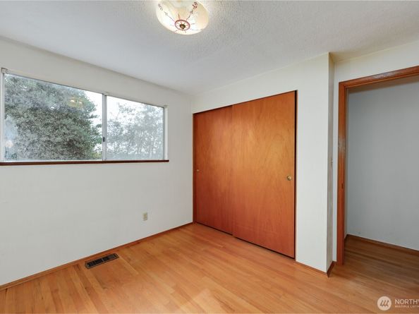 2313 Cascade Trail, Bremerton WA 98310