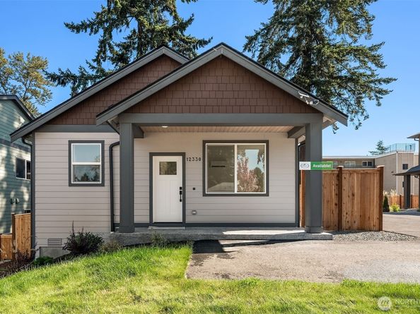 12330 13th Place SW 2C, Burien WA 98146