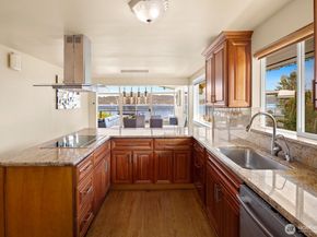 10008 Rainier Avenue S, Seattle WA 98178