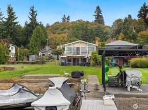 10008 Rainier Avenue S, Seattle WA 98178