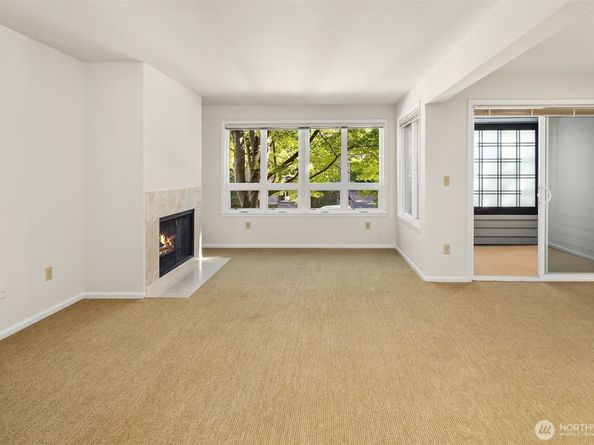 6300 Sand Point Way Way NE 111, Seattle WA 98115