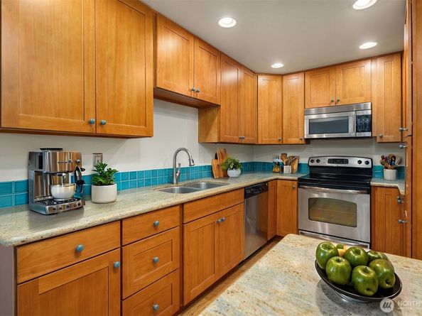 6300 Sand Point Way Way NE 111, Seattle WA 98115