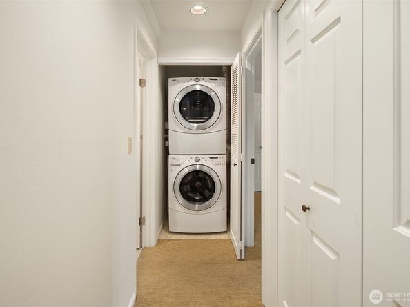 6300 Sand Point Way Way NE 111, Seattle WA 98115
