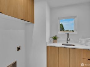 5642 49th Avenue SW, Seattle WA 98136