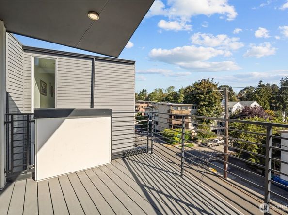 7215 5th Avenue NE, Seattle WA 98115
