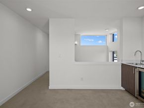 7215 5th Avenue NE, Seattle WA 98115