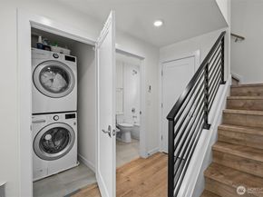7215 5th Avenue NE, Seattle WA 98115