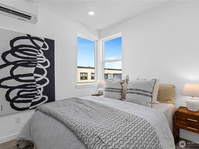 6546 D Latona Avenue NE, Seattle WA 98115