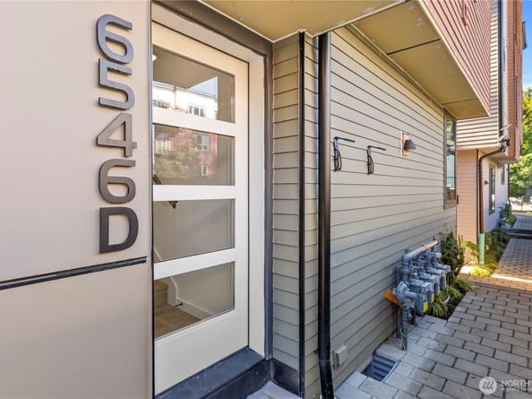 6546 D Latona Avenue NE, Seattle WA 98115