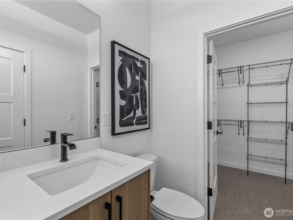 6546 D Latona Avenue NE, Seattle WA 98115
