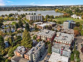 6546 D Latona Avenue NE, Seattle WA 98115