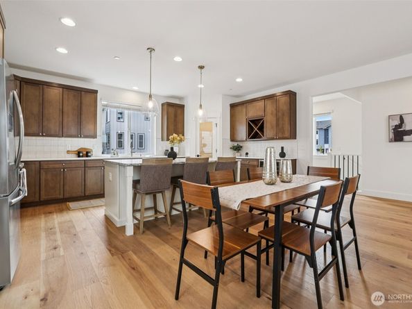 14 160th Place SE, Bothell WA 98012