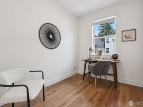 14 160th Place SE, Bothell WA 98012