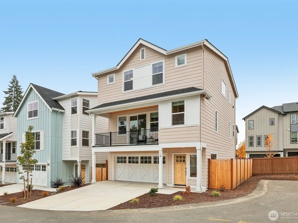 14 160th Place SE, Bothell WA 98012