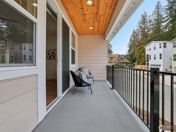 14 160th Place SE, Bothell WA 98012