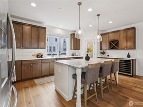 14 160th Place SE, Bothell WA 98012