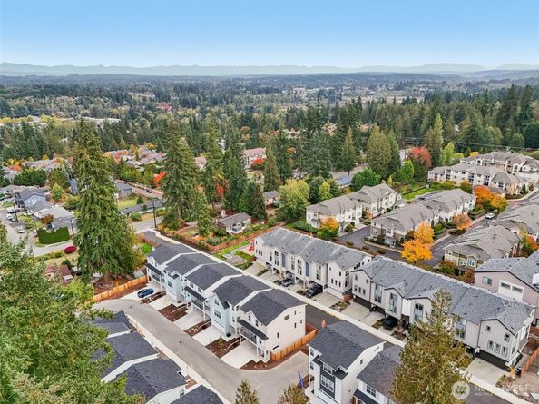 14 160th Place SE, Bothell WA 98012