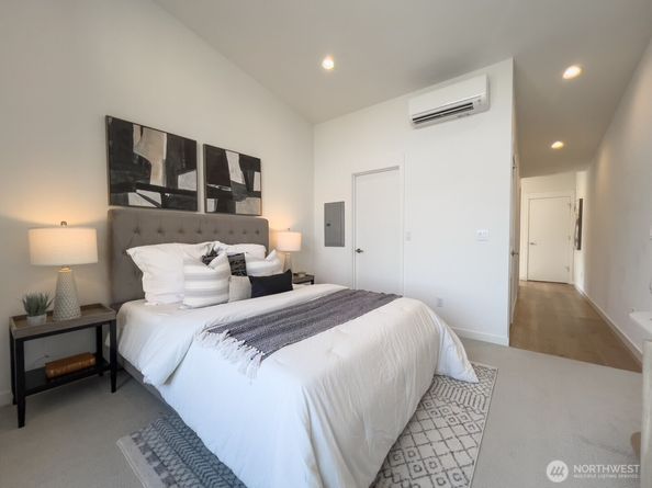 5031 35th Avenue S Unit D, Seattle WA 98118