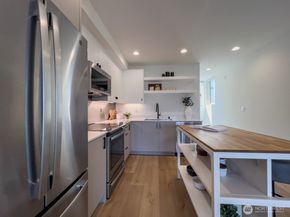 5031 35th Avenue S Unit D, Seattle WA 98118