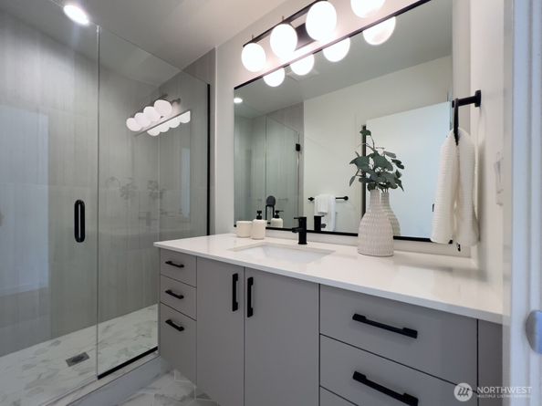 5031 35th Avenue S Unit D, Seattle WA 98118