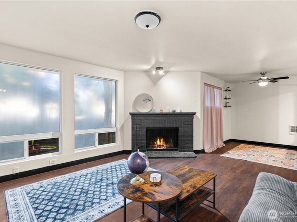 110 SW 116th Street A13, Seattle WA 98146