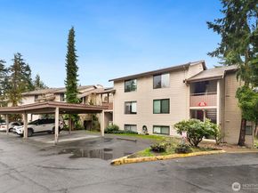 15175 Sunwood Boulevard DD32, Tukwila WA 98188