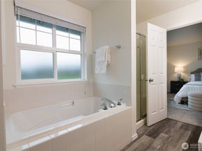 4010 NE 3rd Court, Renton WA 98056