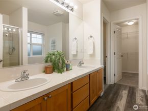 4010 NE 3rd Court, Renton WA 98056