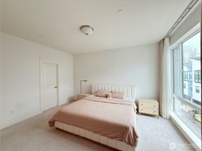 2422 217th Street SE D, Bothell WA 98021