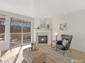 2244 132nd Avenue SE B214, Bellevue WA 98005