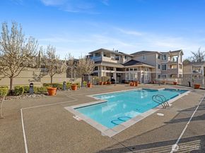 2244 132nd Avenue SE B214, Bellevue WA 98005