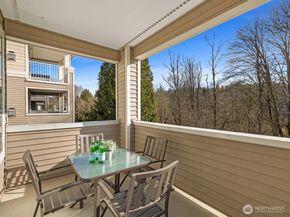 2244 132nd Avenue SE B214, Bellevue WA 98005
