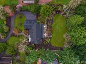2857 134th Avenue NE, Bellevue WA 98005