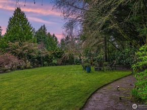 2857 134th Avenue NE, Bellevue WA 98005
