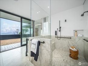 1914 Magnolia Boulevard W, Seattle WA 98199