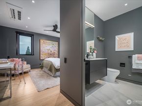 1914 Magnolia Boulevard W, Seattle WA 98199