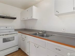 748 S Cloverdale Street 14, Seattle WA 98108